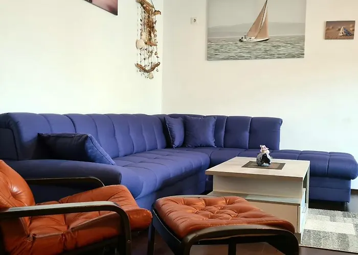 New Renovated Urska شقة مالينسكا
